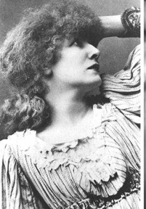 ... where Berma stands motionless for a moment, her arm raised to the level of her face ... [Vol I 484]